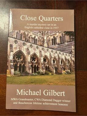 Close Quarters by Michael Gilbert - Tan/Brown Cover